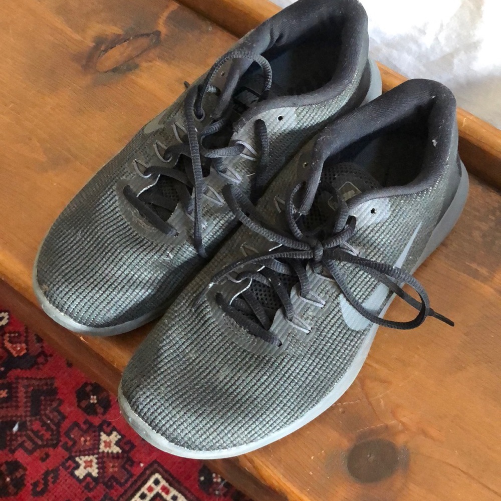 Nike running shoes size 8.
